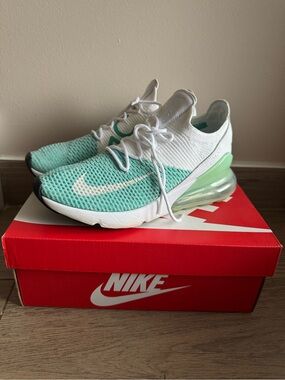Nike Air Max Knit Sneaker - Teal & White